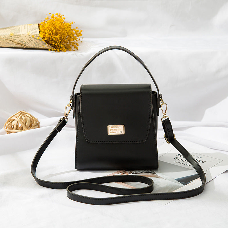 Ladies Vintage Leather Phone Bag mySite