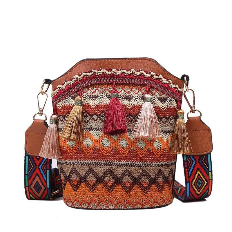 Ladies ethnic style personality one-shoulder messenger bag tassel bucket bag mySite
